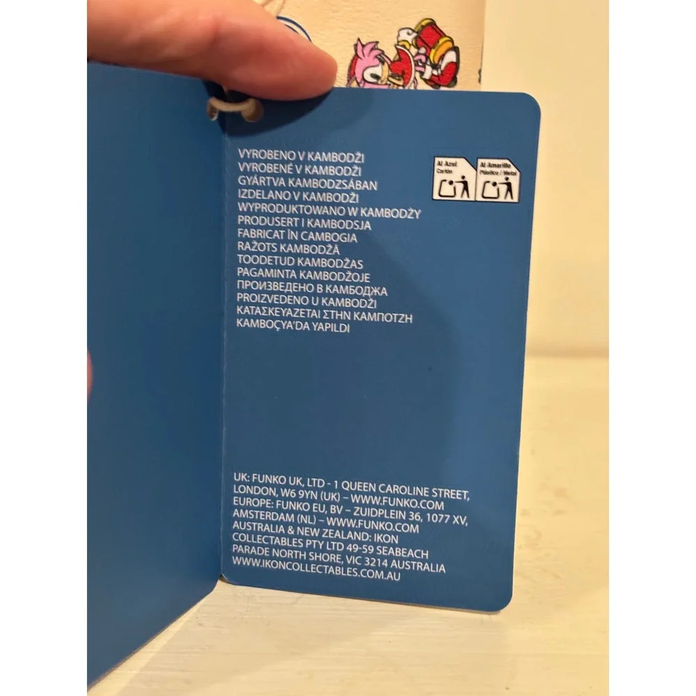 Loungefly Sonic the Hedgehog Amy Rose Wallet Cream Blue Zip Around NEW w/ tag